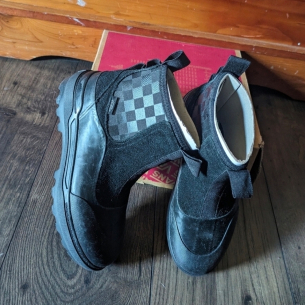 Vans Colfax Boot Women 5 Waterproof Black Checkered Side UltraCush 012026 - Picture 3 of 10